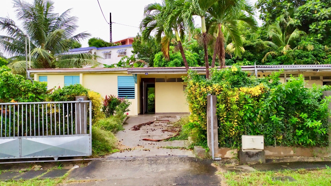 House Rue du Sucrier in La Trinité