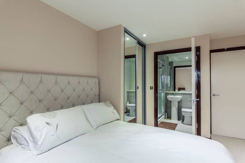 Room Vernon Road in Greater London