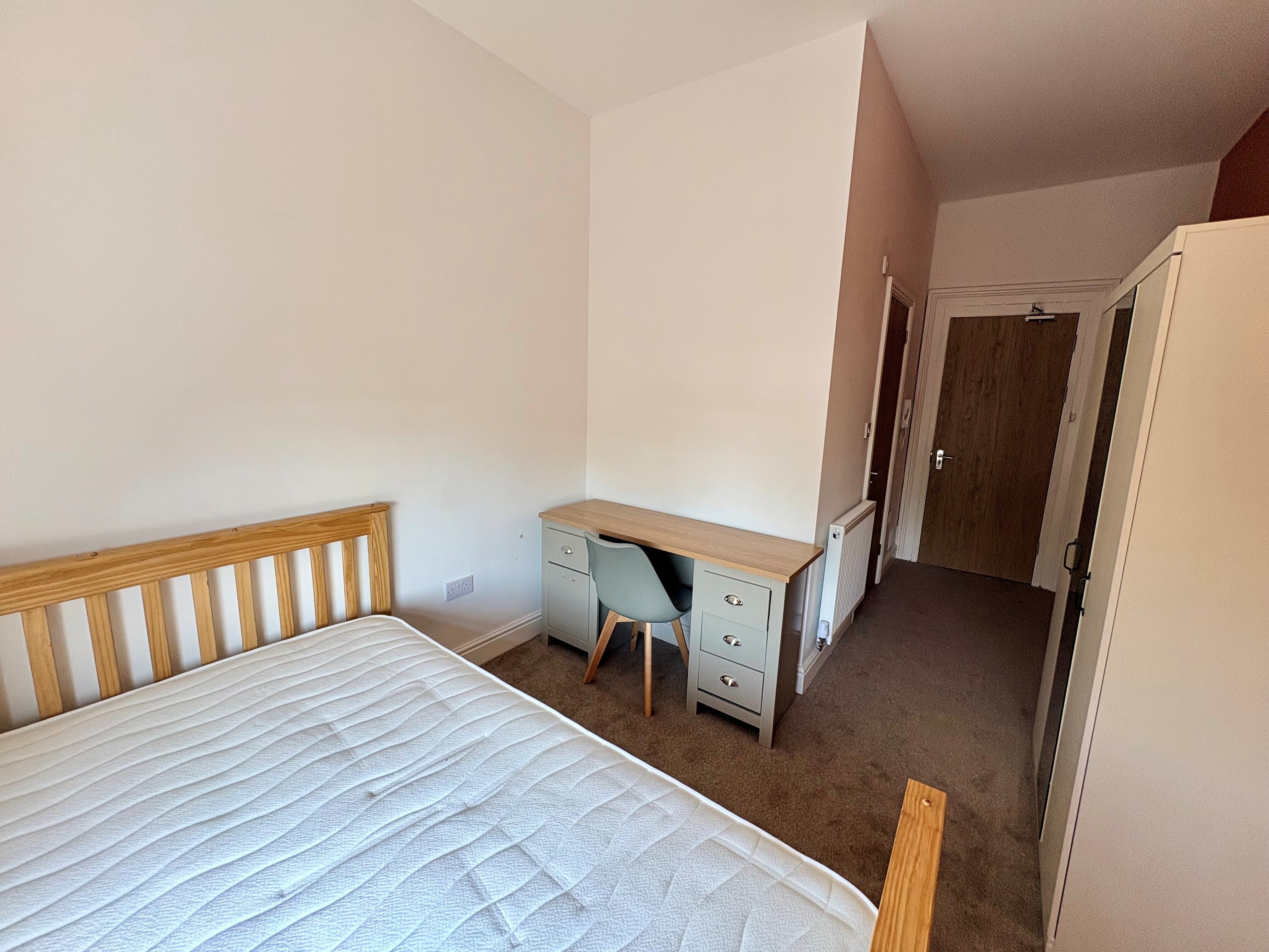 Room Ormskirk Street in St Helens
