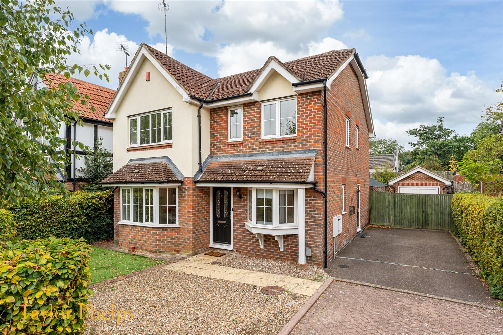 House Yearling Close in East Hertfordshire