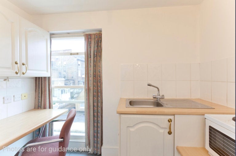 Flat Belsize Park in Greater London
