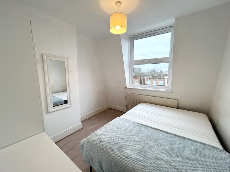 Flat Goldhurst Terrace in Greater London