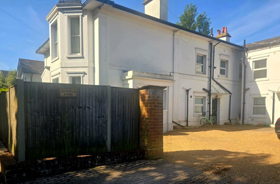 Flat Stamford Avenue in Havant