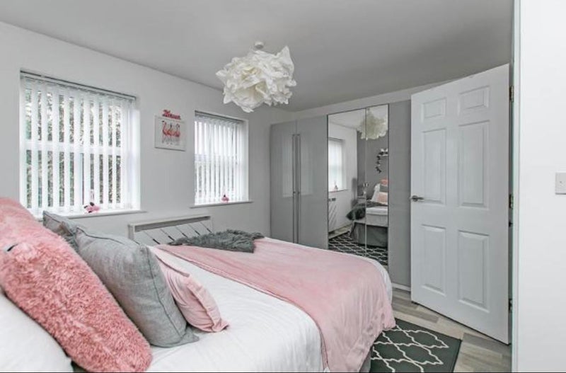 Room Williamson Row in Nottingham