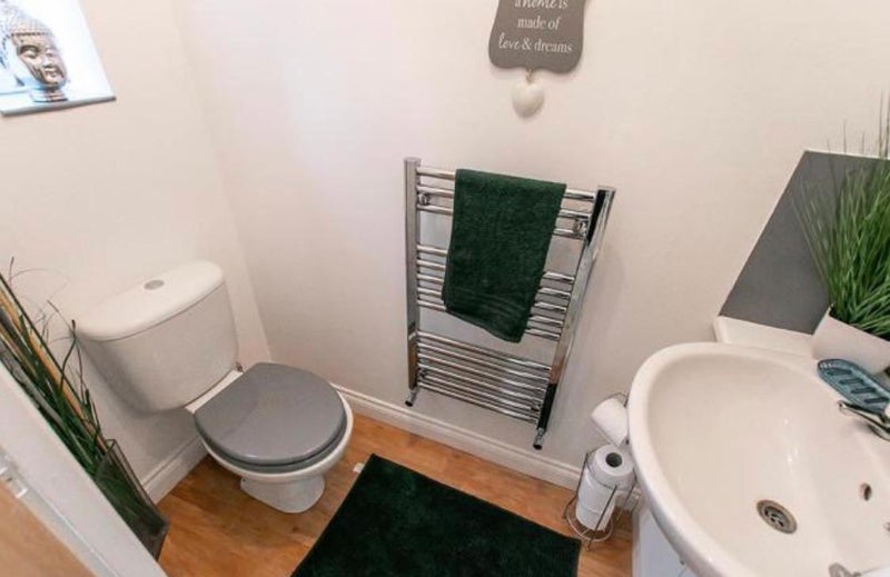 Room Williamson Row in Nottingham