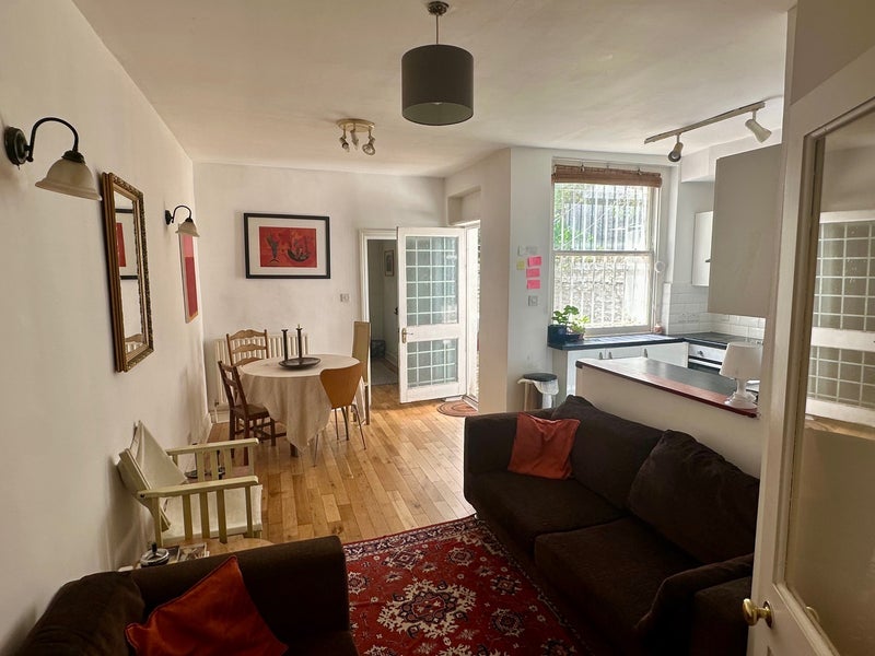 Flat Perham Road in Greater London