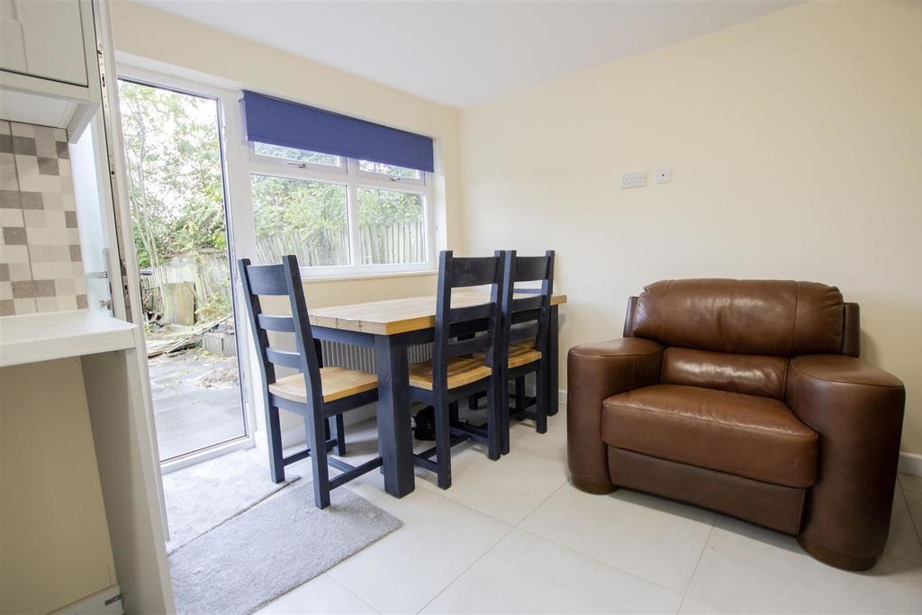 Flat Harborne Lane in Birmingham