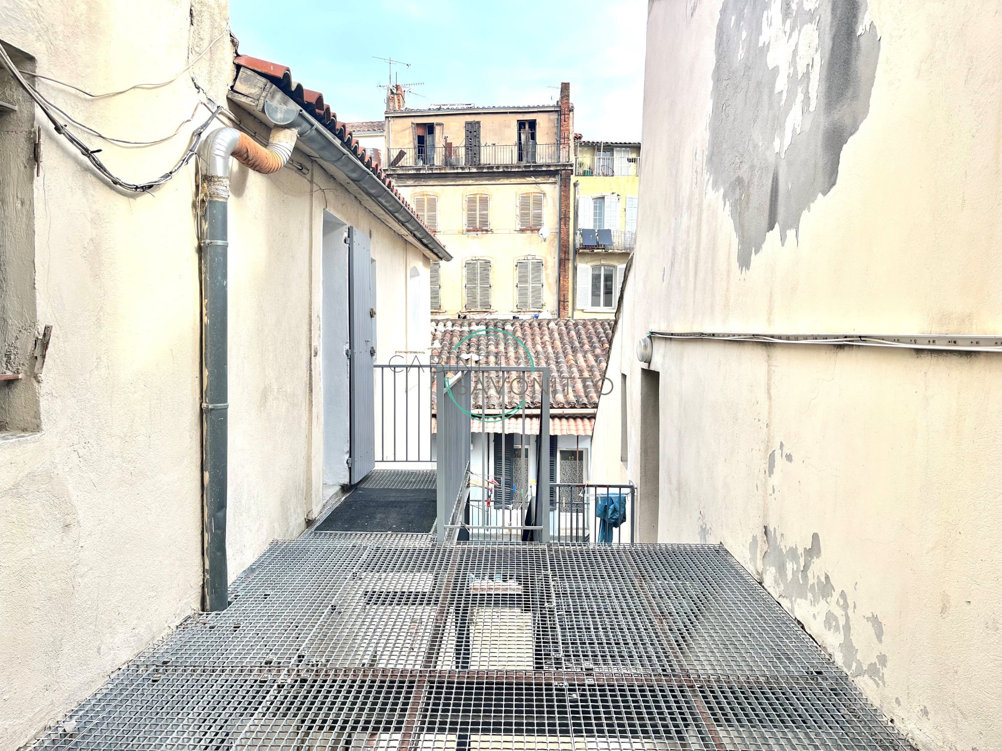 Room Saint-Charles in Marseille