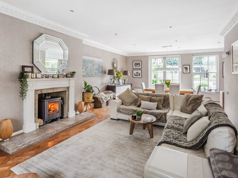 House Gower Road in Elmbridge