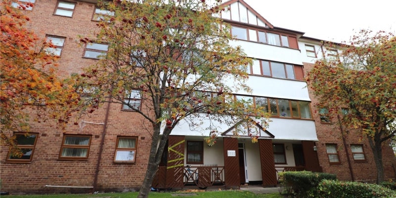 Flat Acorn Court in Liverpool