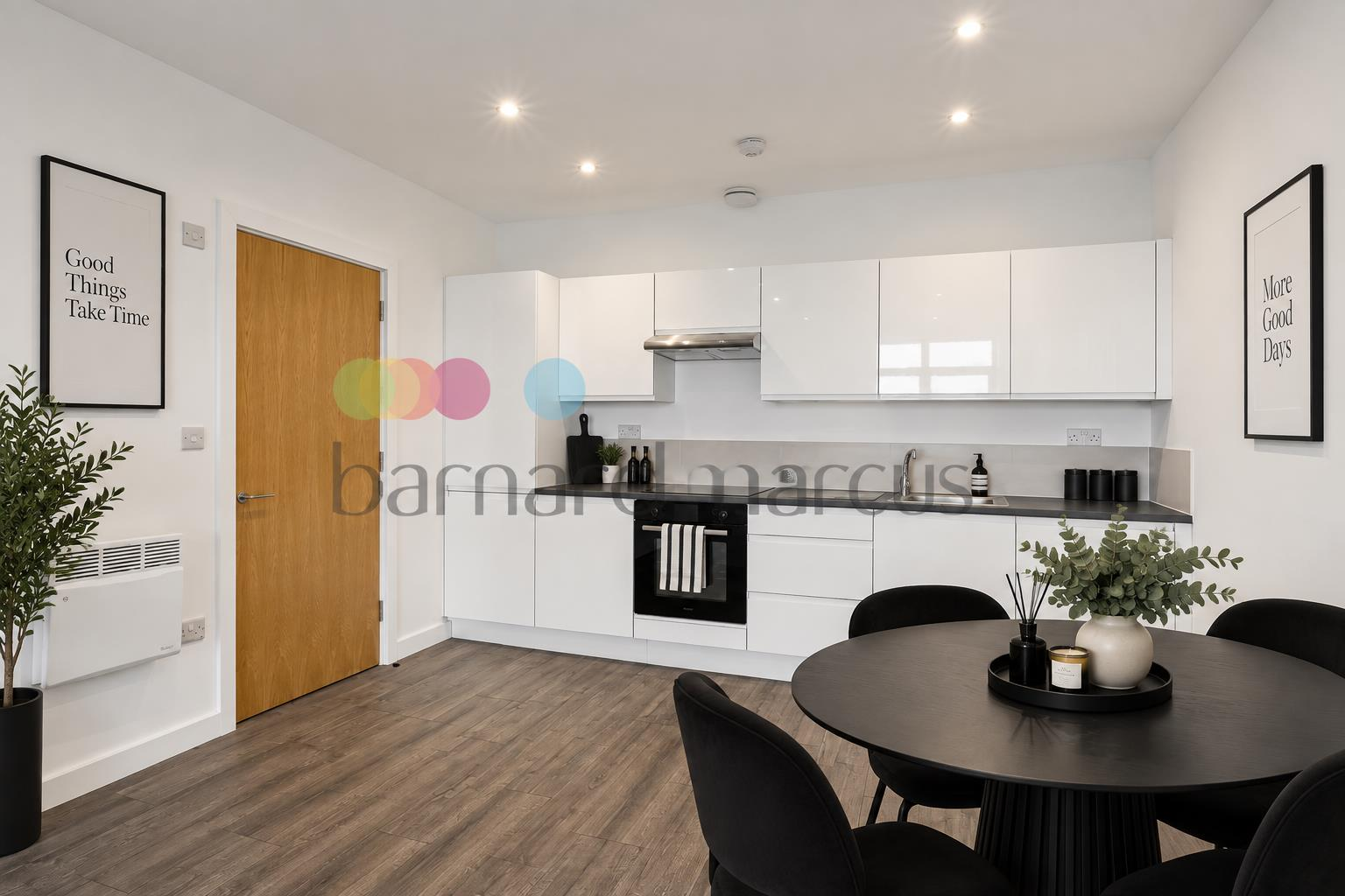 Flat Purley Way in Greater London
