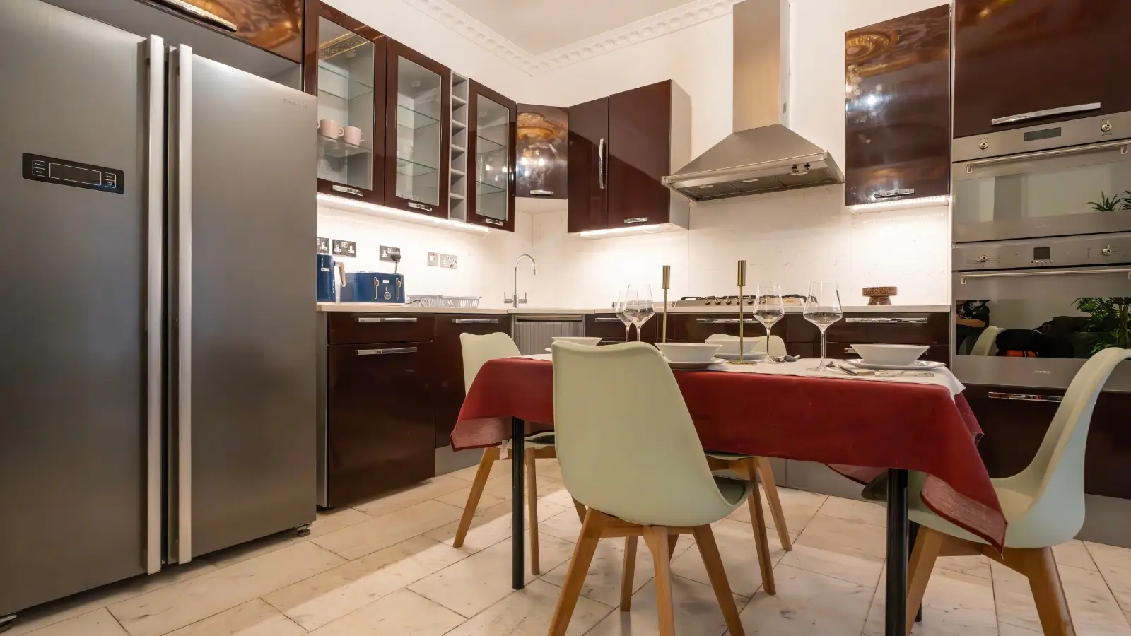 Flat Finchley Road in Greater London