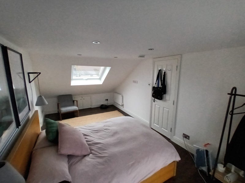 Room Wellmeadow Road in Greater London