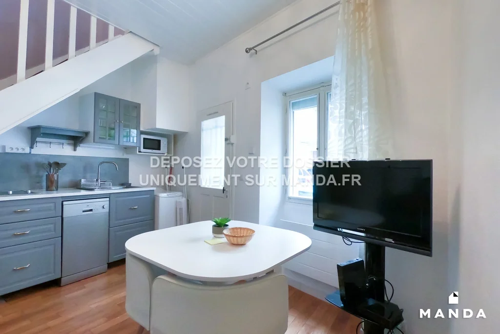 Flat Rue Exelmans in Versailles