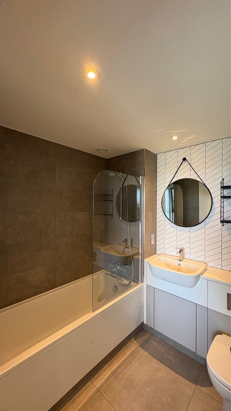 Room New Kingsley Road in Bristol