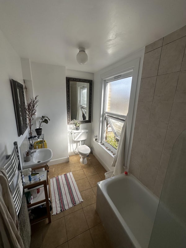 Room Crystal Palace Road in Greater London