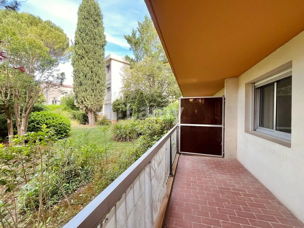 Flat Avenue Jean et Marcel Fontenaille in Aix-en-Provence