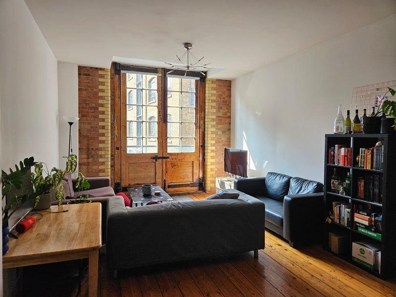 Room Back Church Lane in Greater London