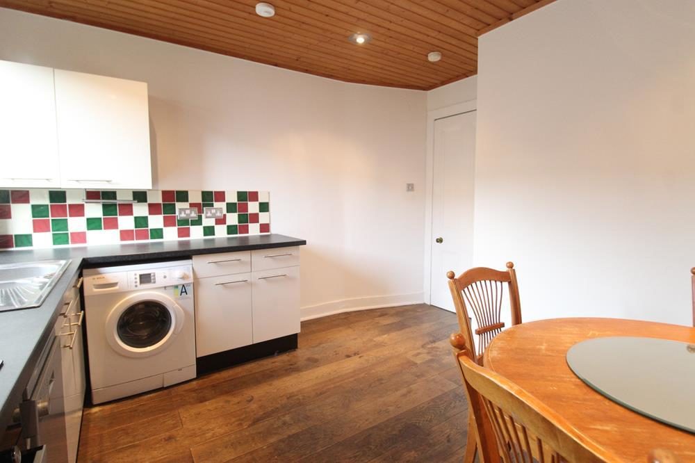 Flat Wallfield Crescent in Aberdeen