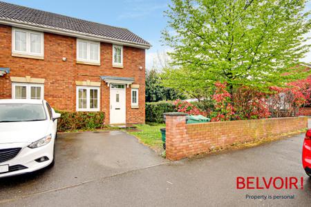 House Eastfield Mews in Gloucester