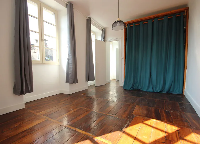 Maison Rue de la Poste à Oloron-Sainte-Marie