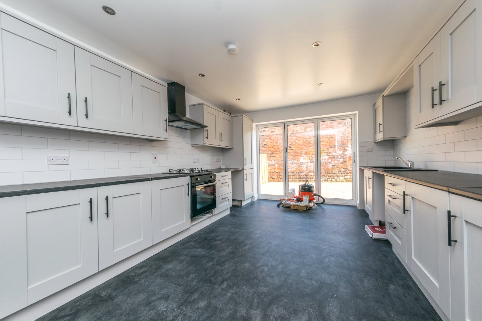 Flat Croft House Road in Leeds