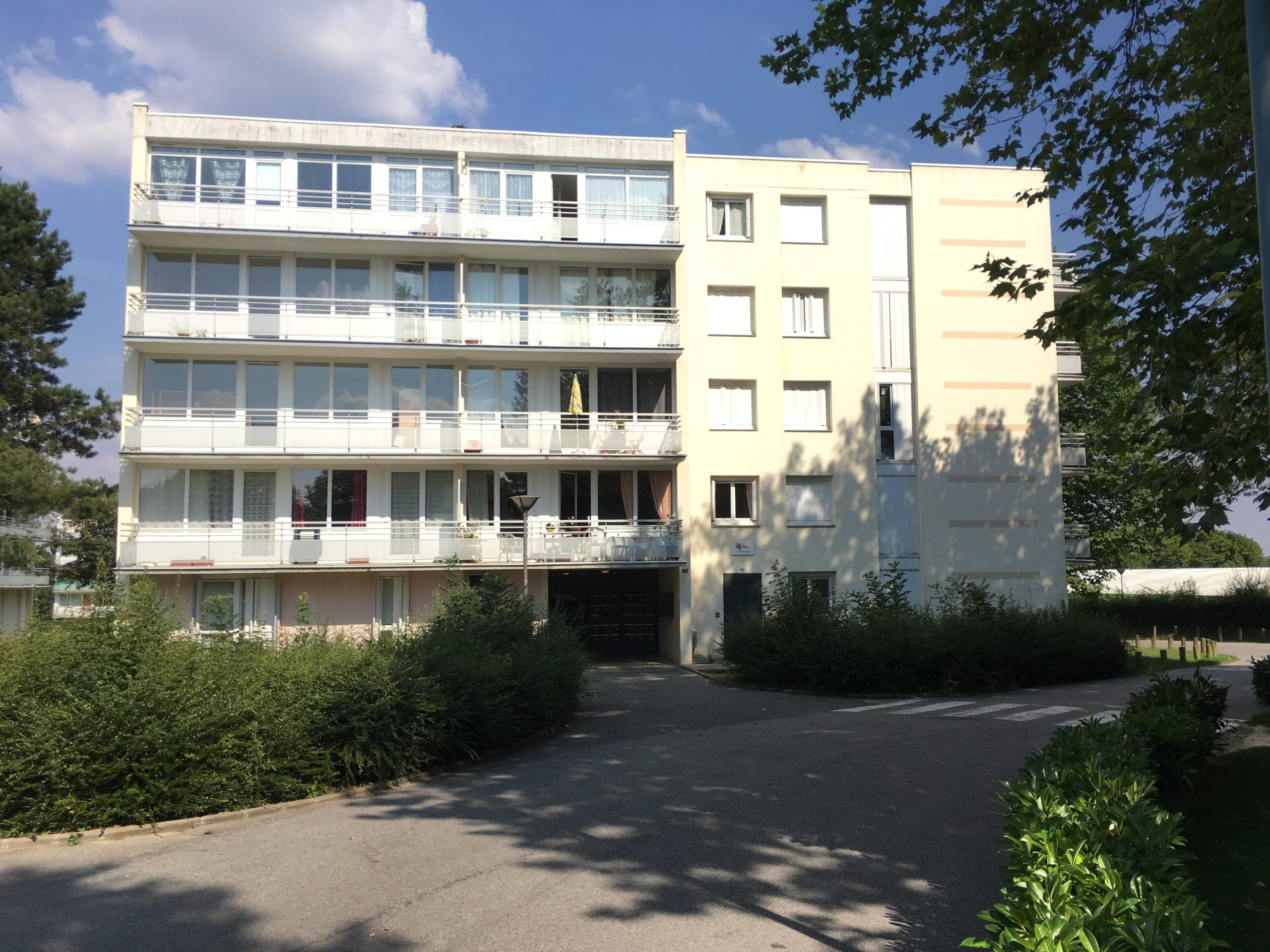 Flat Avenue du Président Kennedy in Bernay