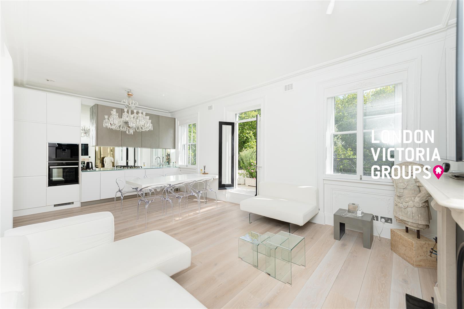 Flat Ennismore Gardens in City of Westminster