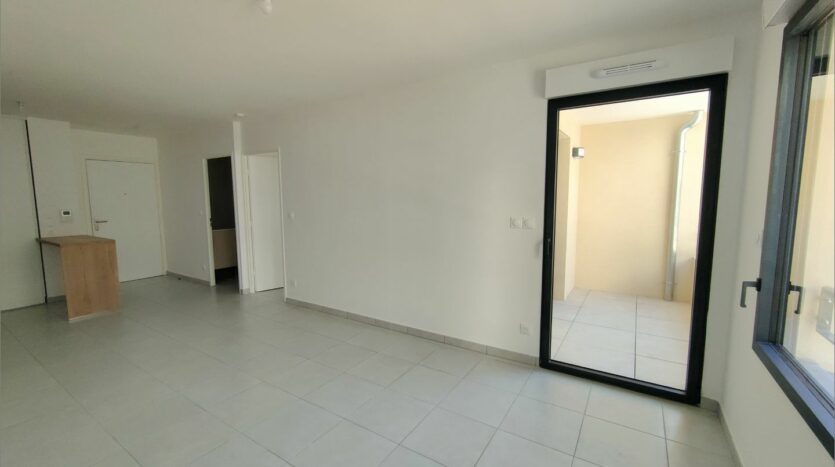 Appartement Rue Fernand Pelloutier à Nîmes