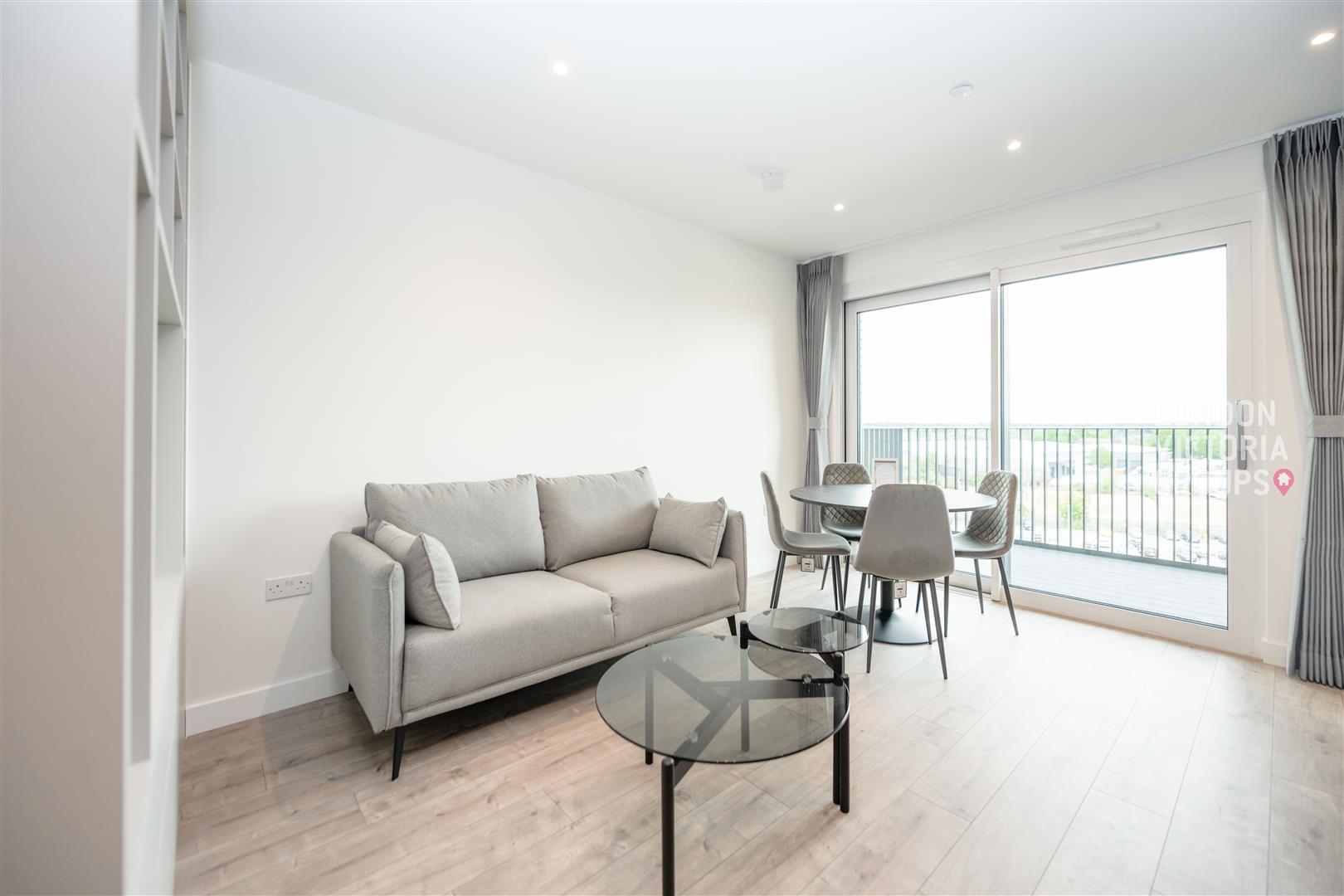 Flat Rose Walk in Houghton Regis
