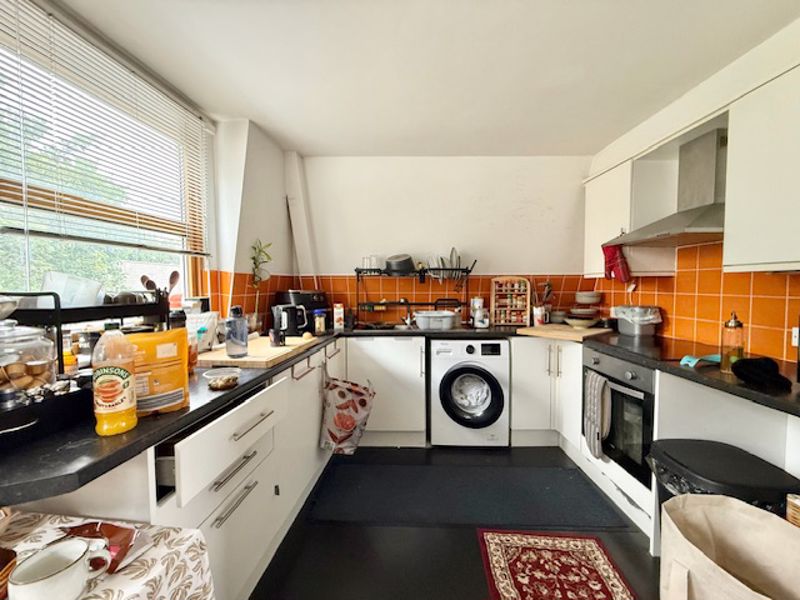 Flat Hendre Road in Greater London
