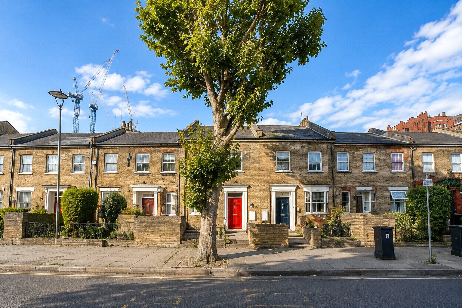 House Benledi Road in Greater London