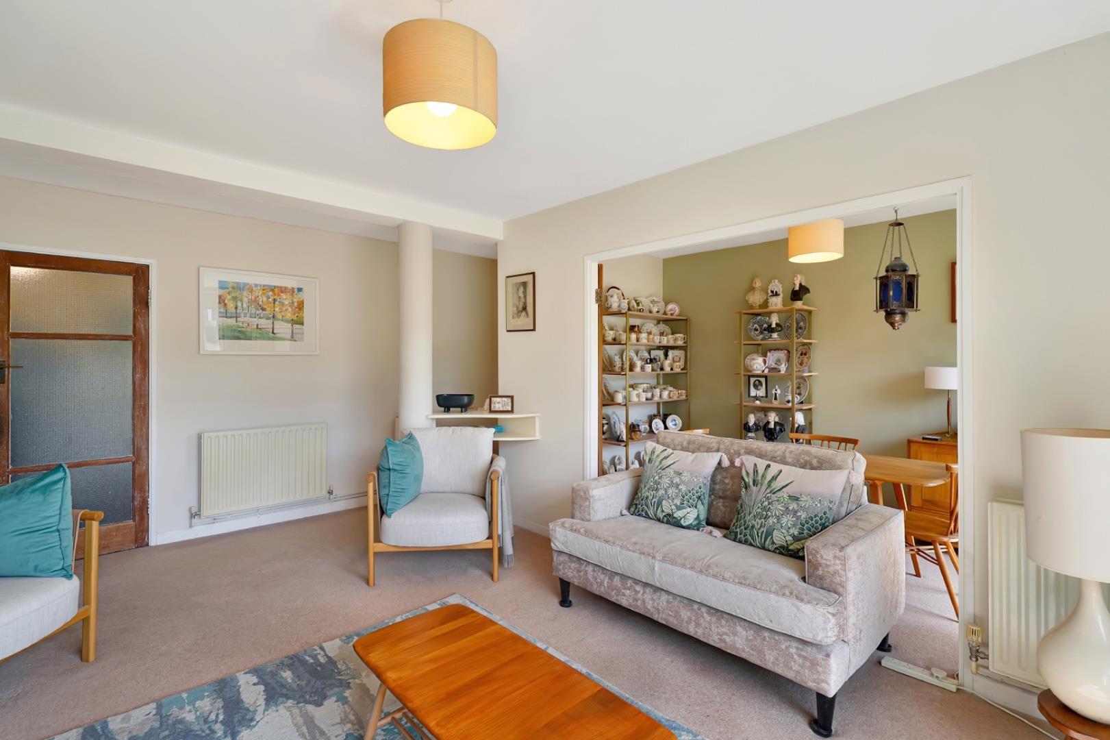 Flat Lawrie Park Road in Greater London