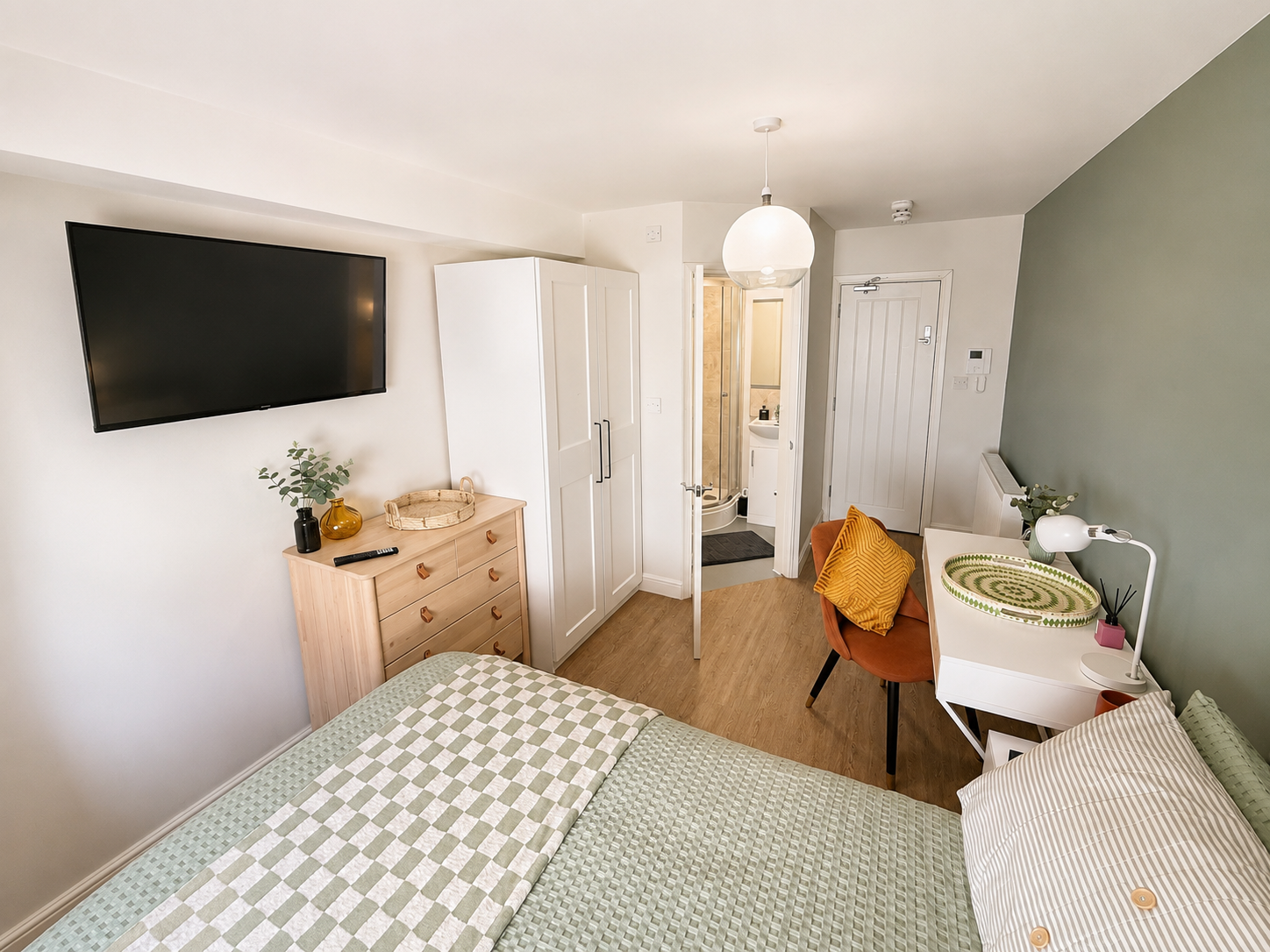 Room Copley Road in Doncaster