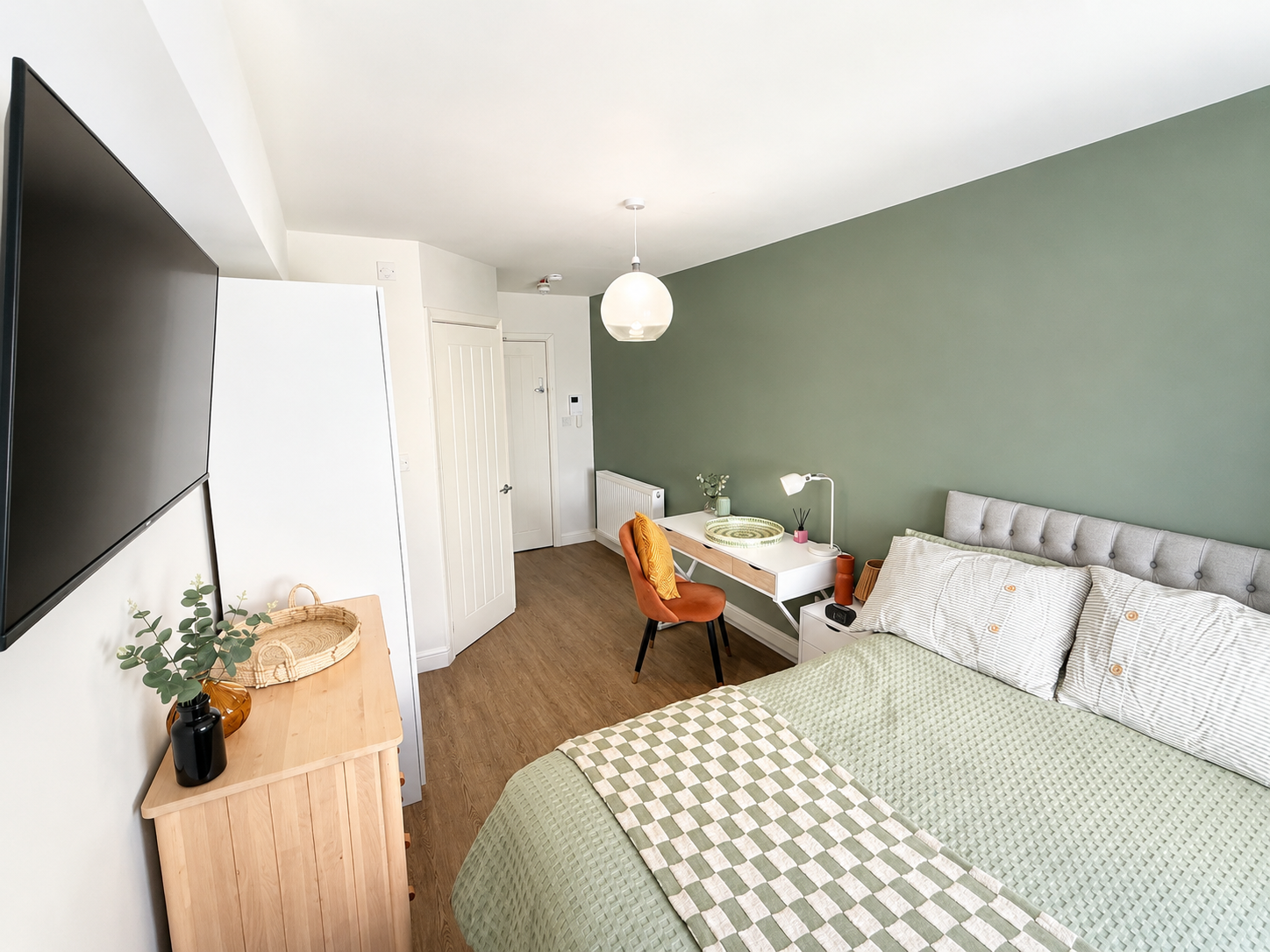 Room Copley Road in Doncaster