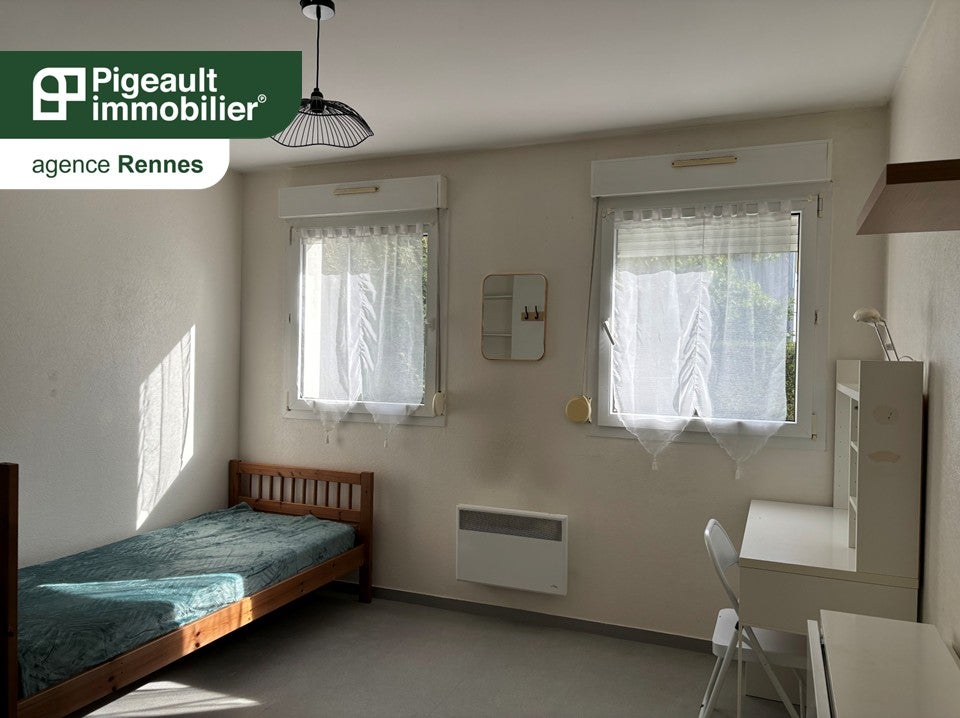 Appartement Square Pedro Flores-Cano à Rennes