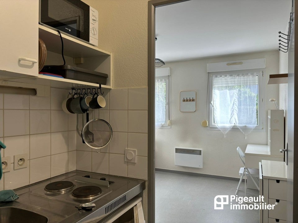 Appartement Square Pedro Flores-Cano à Rennes