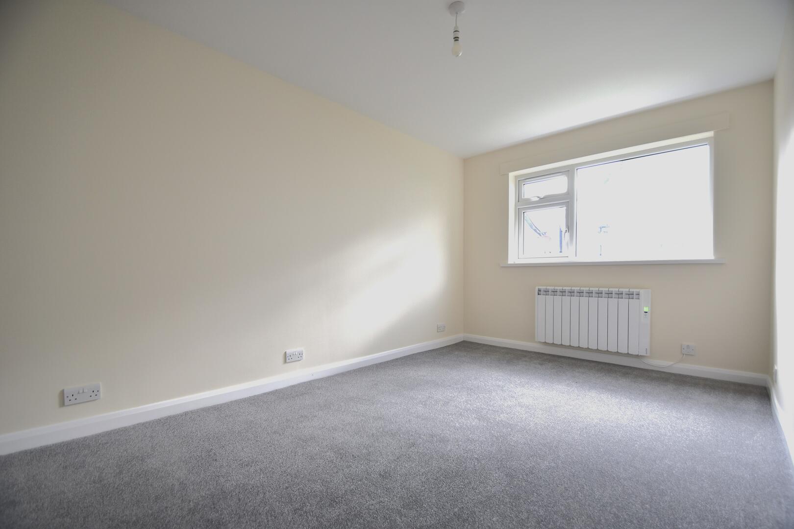 Flat Salem Road in Shanklin