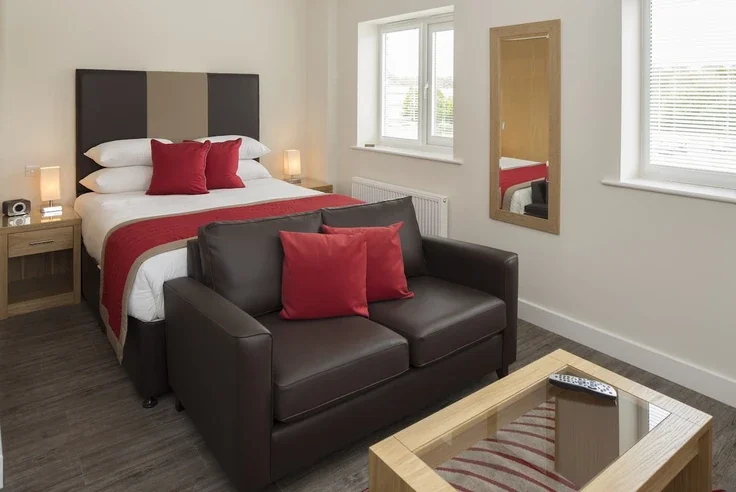 Flat Easthampstead Road in Bracknell