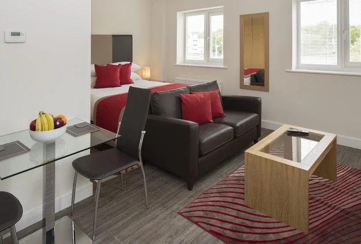 Flat Easthampstead Road in Bracknell