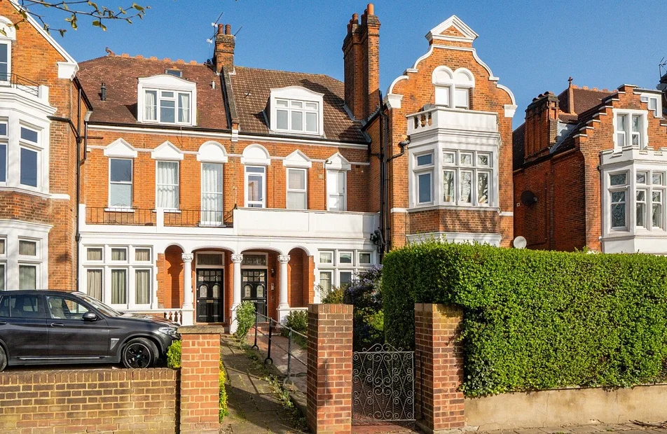 Flat West Hill in Greater London