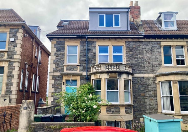 House Belvoir Road in Bristol