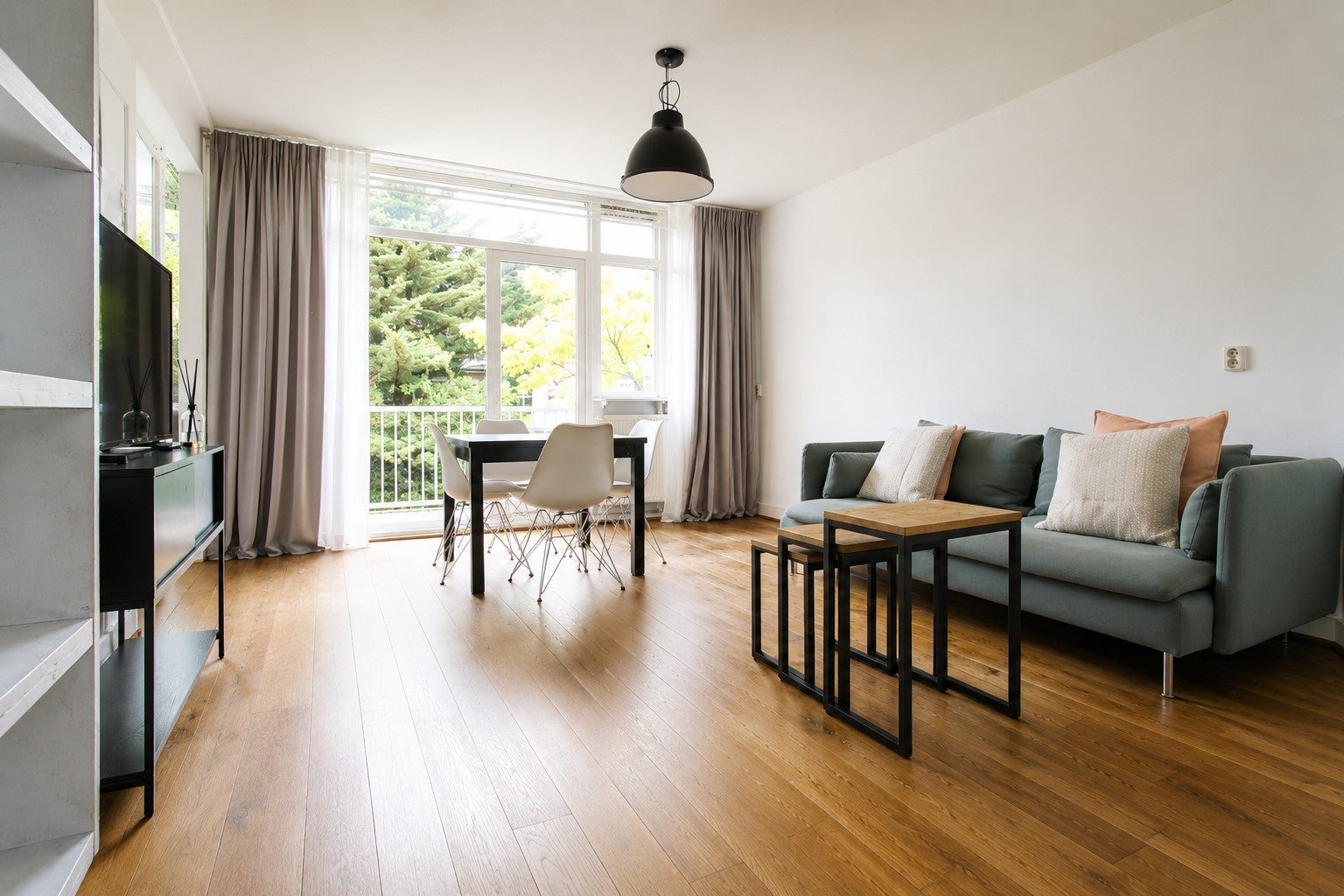 Appartement Reinier Claeszenstraat in Amsterdam