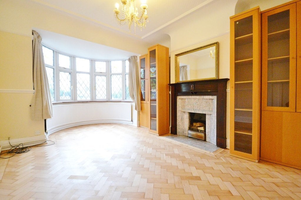 House Pine Gardens in Greater London