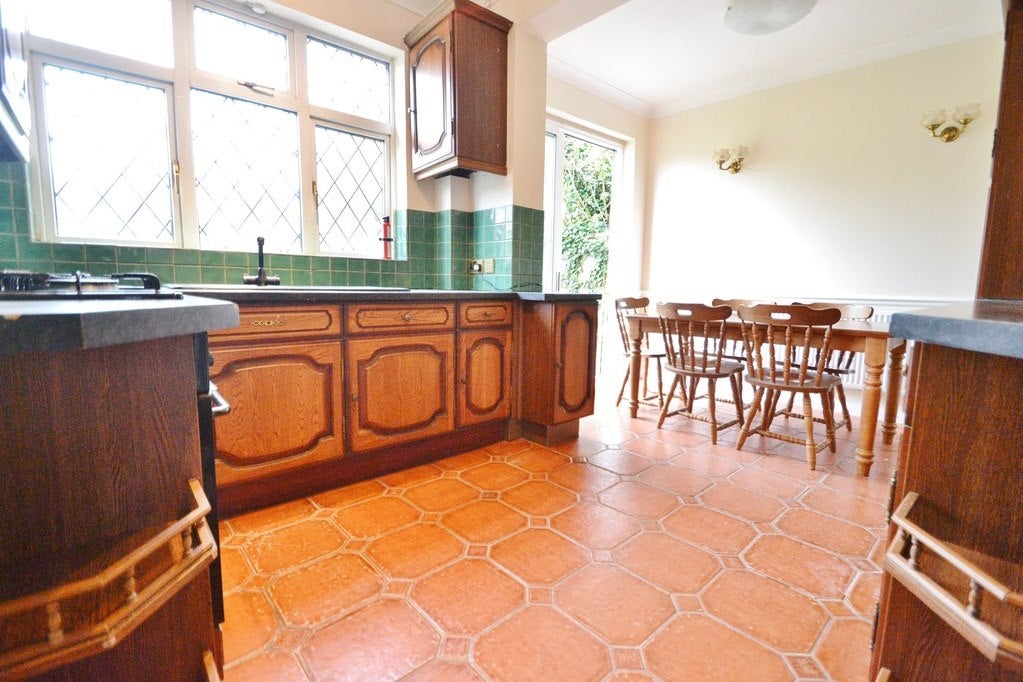 House Pine Gardens in Greater London