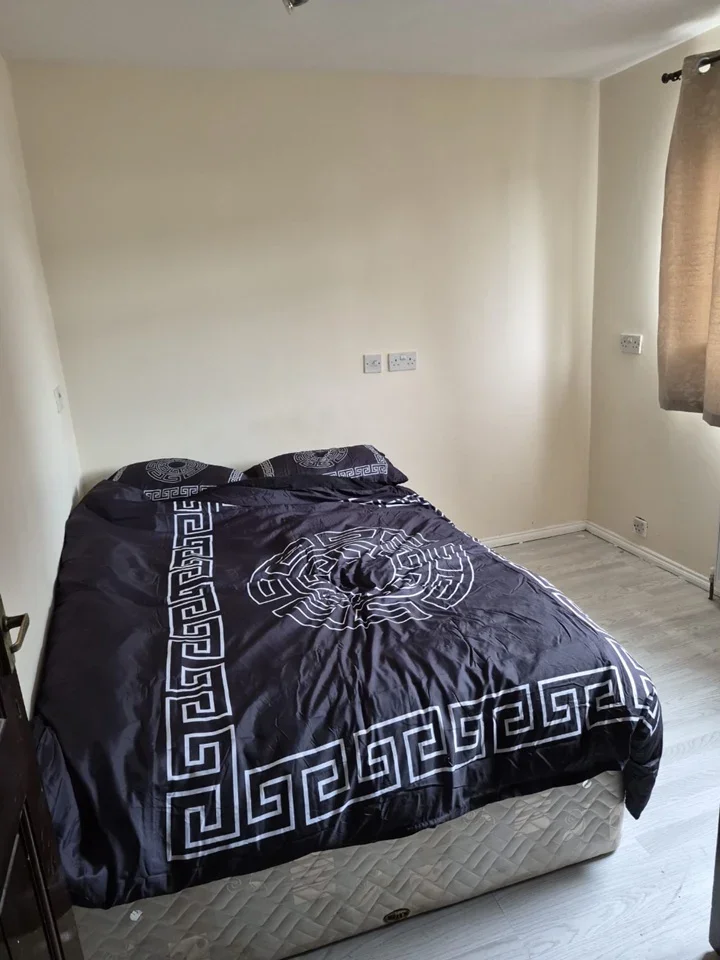 House Kinder Close in Greater London