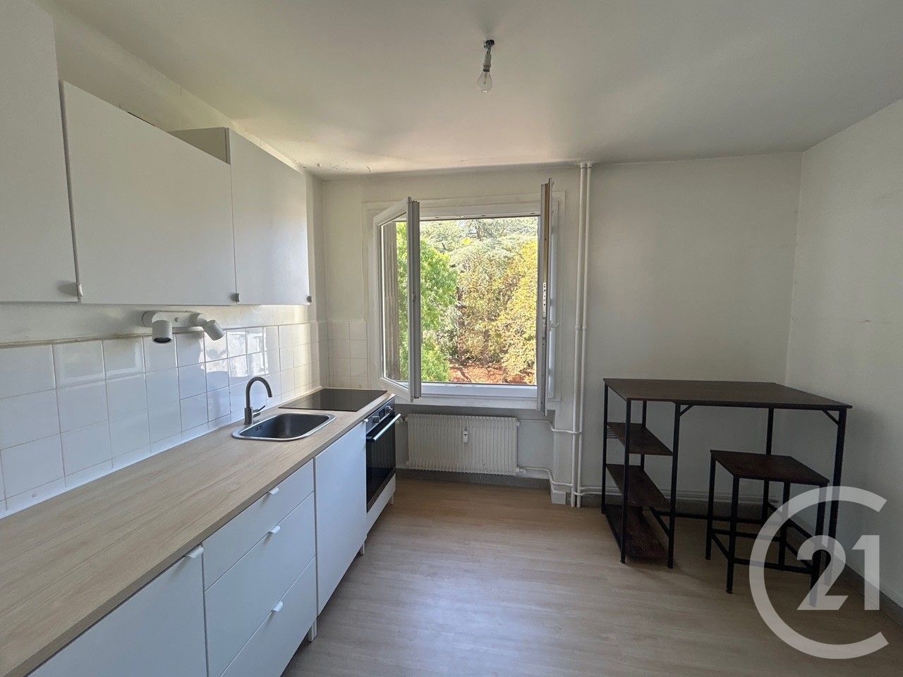 Appartement Place Anatole France à Saint-Étienne