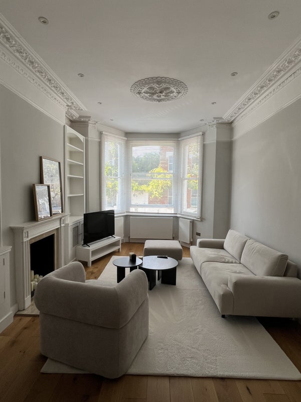 Flat Aynhoe Road in Greater London