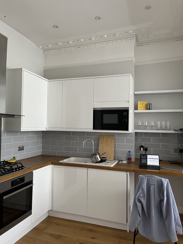 Flat Aynhoe Road in Greater London