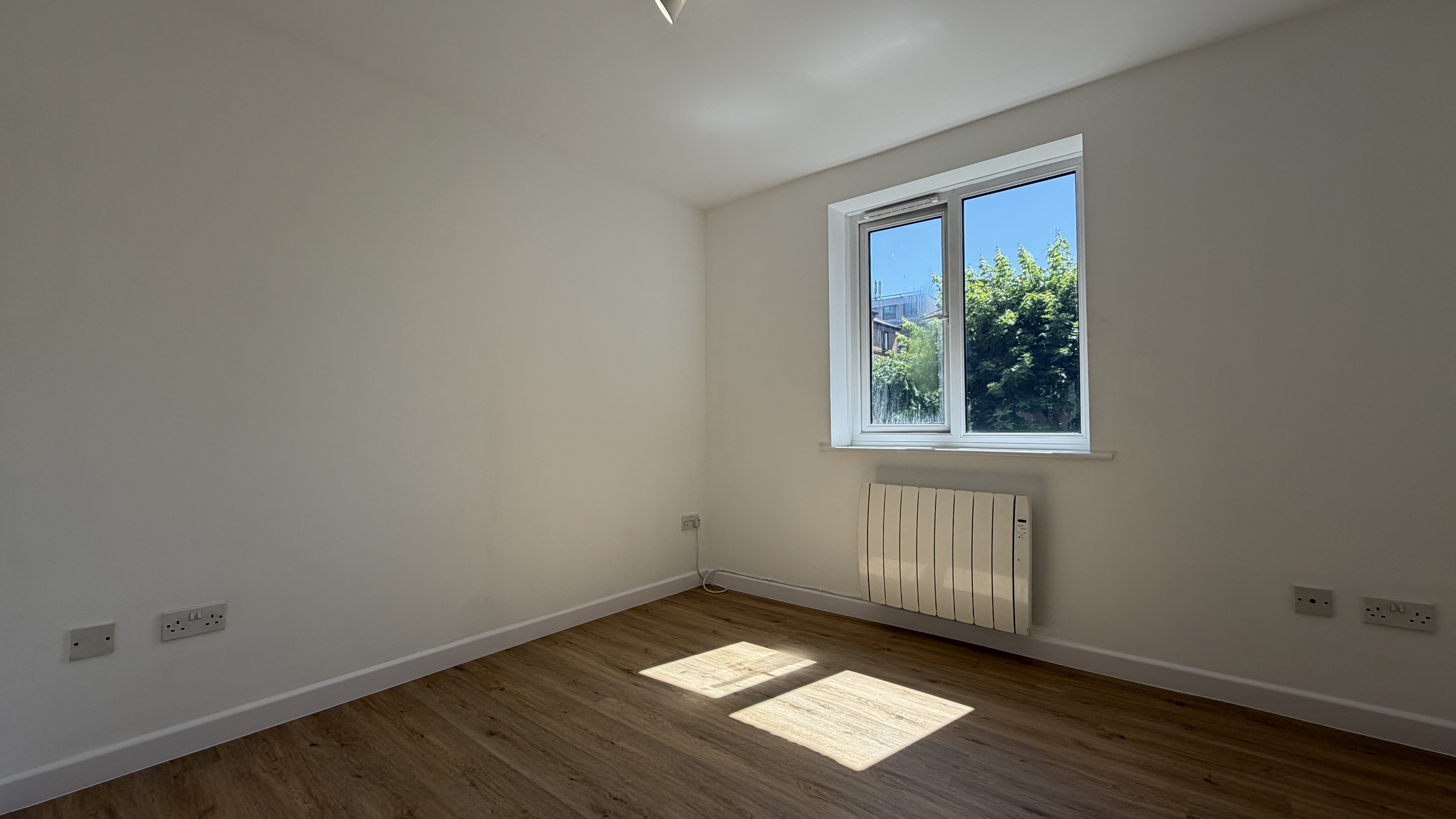 Flat Redcliff Mead Lane in Bristol